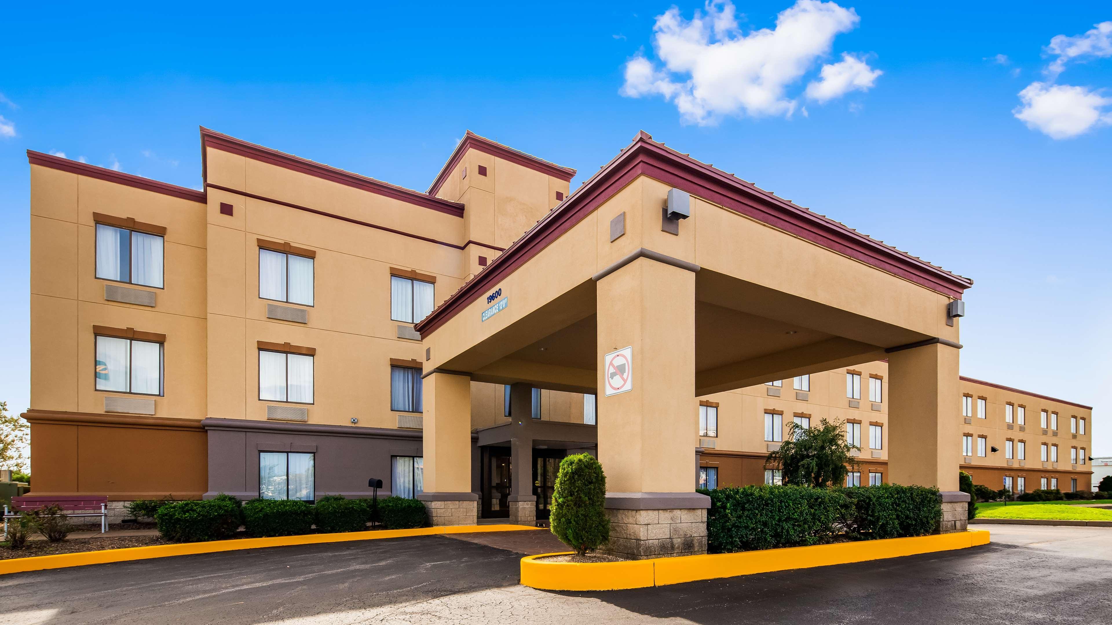 Best Western Plus Boardman Inn & Suites Poland Exterior photo
