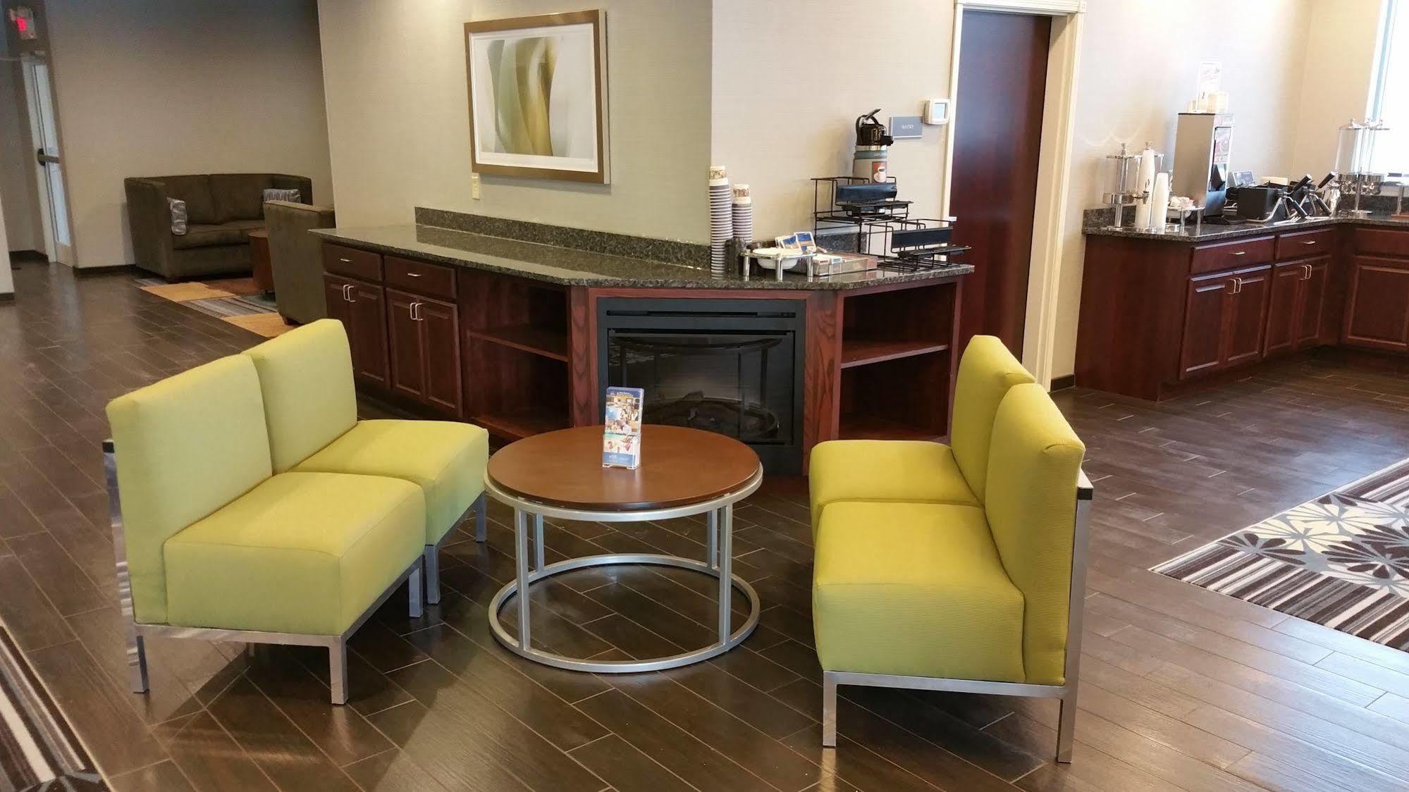Best Western Plus Boardman Inn & Suites Poland Exterior photo